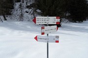 17 Siamo sul 428 per il Passo Campelli, ci inciosisce il Passo del Valsellazzo... 